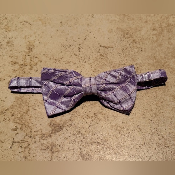 Other - Youth Plaid Pre-tied Bow Tie
